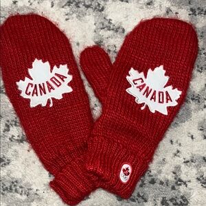 Team Canada 2012 Olympic Mittens